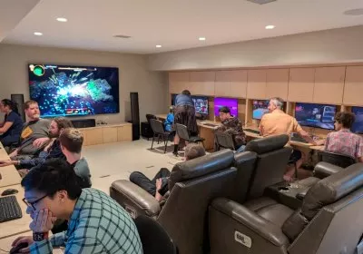 lan lan party house retro multiplayer