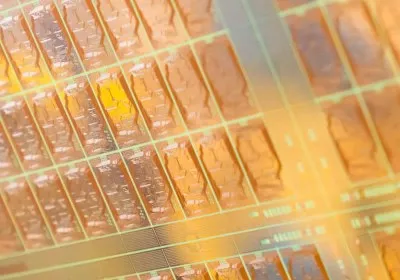 amd chipmakers glass substrate
